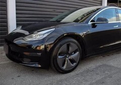 Продам Tesla Model 3 в Киеве 2019 года выпуска за 27 000$