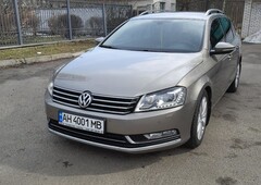 Продам Volkswagen Passat B7 Highline в Киеве 2012 года выпуска за 10 490$