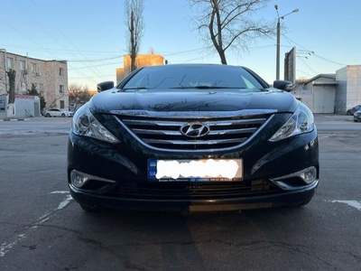 Продам Hyundai Sonata в Одессе 2014 года выпуска за 9 500$