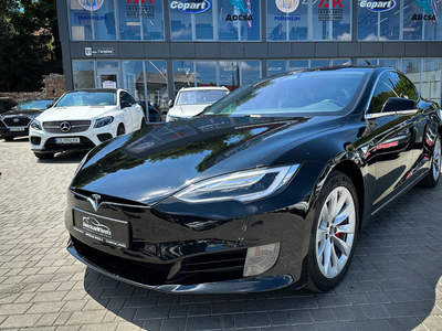 Продам Tesla Model S 75 D в Черновцах 2016 года выпуска за 28 100$