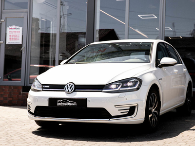 Продам Volkswagen e-Golf 2 покоління в Черновцах 2017 года выпуска за 17 999$