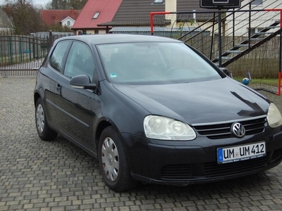 Продам Volkswagen Golf V MPI в Одессе 2005 года выпуска за 1 700$