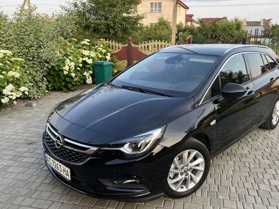Продам Opel Astra K в Луцке 2018 года выпуска за 13 500$