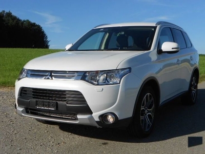 Продам Mitsubishi Outlander, 2015