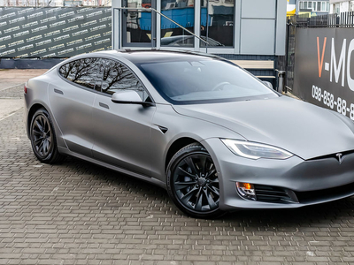 Продам Tesla Model S 75D в Киеве 2018 года выпуска за 31 000$