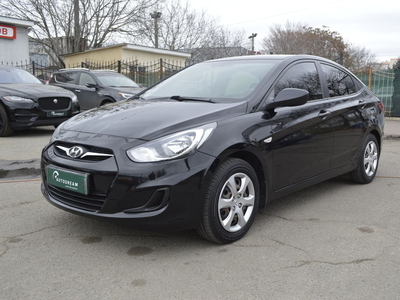 Продам Hyundai Accent в Одессе 2013 года выпуска за 9 000$