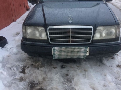 Продам Mercedes-Benz 220 124 е220 в г. Мариуполь, Донецкая область 1992 года выпуска за 4 150$