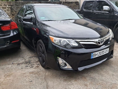 Продам Toyota Camry в Одессе 2014 года выпуска за 11 800$
