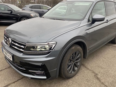 Продам Volkswagen Tiguan в Одессе 2019 года выпуска за 25 499$
