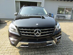 Продам Mercedes-Benz M-Класс ML 350 BlueTEC 7G-Tronic Plus 4Matic (258 л.с.), 2013