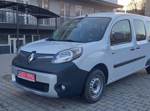 Продам Renault Kangoo пасс. maxi Z.E в Ровно 2020 года выпуска за 18 500$