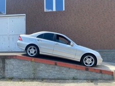 Продам Mercedes-Benz E-Class в Черновцах 2007 года выпуска за 1 600$