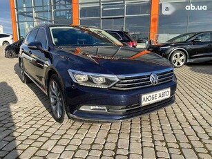 Купить Volkswagen Passat 2016 в Львове