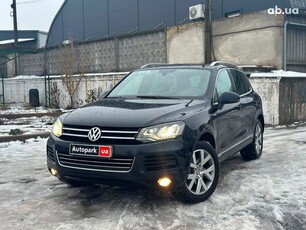 Купить Volkswagen Touareg 2013 в Киеве