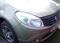 Продам Renault Sandero в г. Згуровка, Киевская область 2012 года выпуска за 6 300$