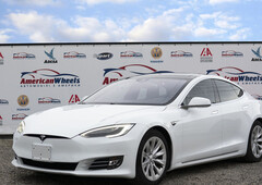 Продам Tesla Model S 75D в Черновцах 2016 года выпуска за 39 900$