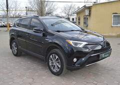 Продам Toyota Rav 4 HYBRID в Одессе 2017 года выпуска за 23 900$