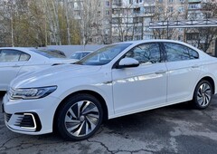 Продам Volkswagen e-Golf Bora 40 kwt 250 km Range в Одессе 2019 года выпуска за 17 500$