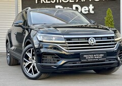 Продам Volkswagen Touareg V6 TFSI в Киеве 2018 года выпуска за 60 900$