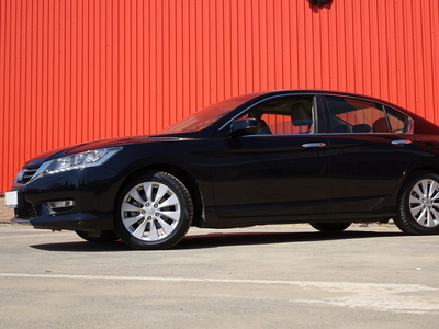 Продам Honda Accord OFICCIAL в Одессе 2014 года выпуска за дог.