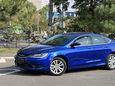 Продам Chrysler 200 в Одессе 2014 года выпуска за 11 300$