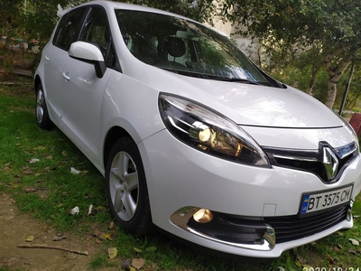 Продам Renault Scenic Без подкрасов в Херсоне 2012 года выпуска за 8 800$
