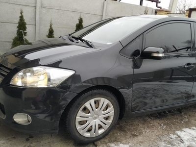 Продам Toyota Auris в г. Боярка, Киевская область 2011 года выпуска за 10 000$