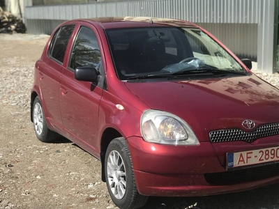 Продам Toyota Yaris в Запорожье 2001 года выпуска за 3 500$