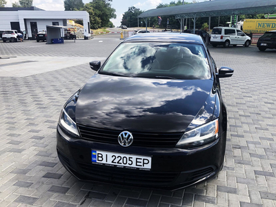 Продам Volkswagen Jetta SE в Полтаве 2014 года выпуска за 9 500$