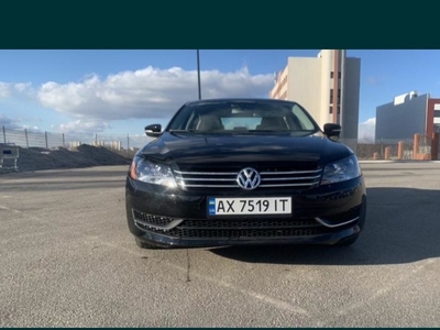 Продам Volkswagen Passat B7 в Харькове 2013 года выпуска за 10 500$