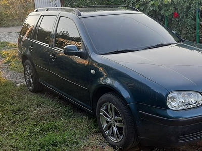 Продам Volkswagen Golf IV в Одессе 2002 года выпуска за 4 500$