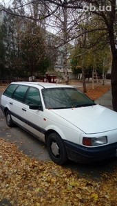 Продам Volkswagen Passat 1.8 MT (90 л.с.), 1992