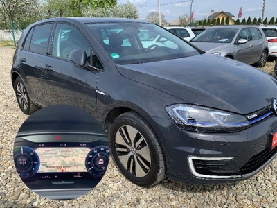 Продам Volkswagen e-Golf Адаптивнийкруїз,Cockpit+Колеса в Львове 2020 года выпуска за 17 900$