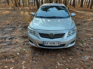 Продам Toyota Corolla в г. Мерефа, Харьковская область 2007 года выпуска за 7 000$