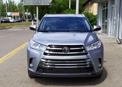 Продам Toyota Highlander в Одессе 2018 года выпуска за 34 500$