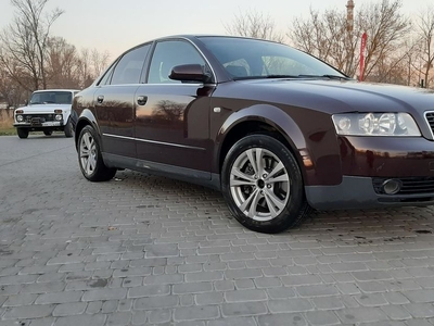 Продам Audi A4 в г. Бердичев, Житомирская область 2002 года выпуска за 4 600$