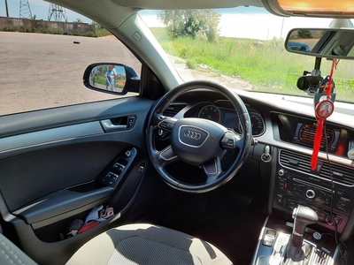 Продам Audi A4 в Одессе 2014 года выпуска за 16 100$
