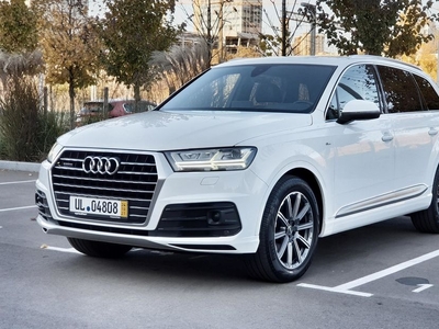 Продам Audi Q7 S-Line в Киеве 2018 года выпуска за 57 000$