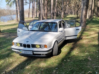 Продам BMW 520 в Киеве 1990 года выпуска за 2 500$