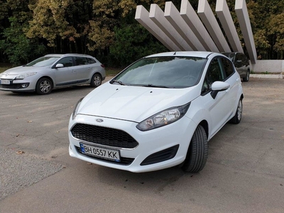 Продам Ford Fiesta в Одессе 2017 года выпуска за 9 499$