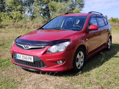 Продам Hyundai i30 Универсал в Киеве 2011 года выпуска за 9 900$