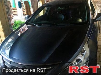 Продам Hyundai Sonata YF в Одессе 2011 года выпуска за 8 300$