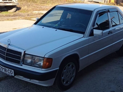 Продам Mercedes-Benz 190 в г. Ромны, Сумская область 1992 года выпуска за 4 000$