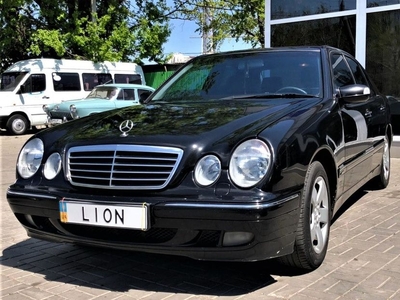 Продам Mercedes-Benz E-Class E210 в Одессе 2001 года выпуска за 5 500$