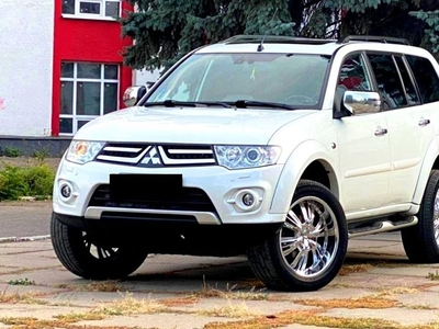 Продам Mitsubishi Pajero Sport в Днепре 2013 года выпуска за 18 700$
