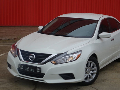 Продам Nissan Altima в Одессе 2018 года выпуска за 12 900$