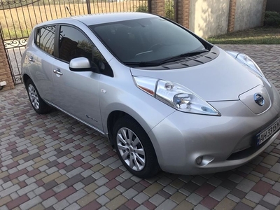 Продам Nissan Leaf в г. Мариуполь, Донецкая область 2013 года выпуска за 10 900$