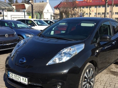 Продам Nissan Leaf 30кВт в Черновцах 2016 года выпуска за 12 900$