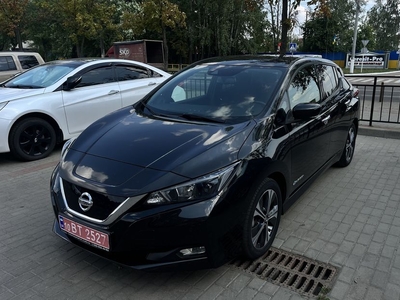 Продам Nissan Leaf Full в Житомире 2018 года выпуска за 17 550$