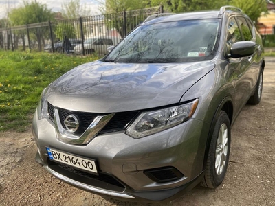 Продам Nissan Rogue в Черновцах 2016 года выпуска за 14 800$